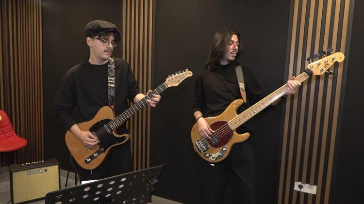 BURADA İLK BİZİM ÇALMAMIZ MANEVİ OLARAK ÇOK ŞEY KATTI BİZE