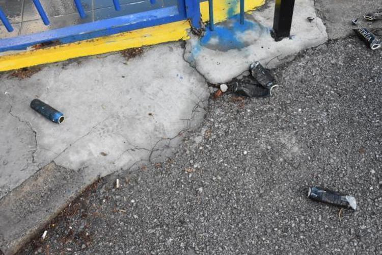 ALEVLER SARMIŞ HALDE DIŞARI FIRLADI