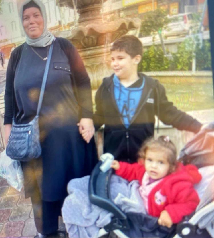 AYNI KADERİ PAYLAŞTILAR