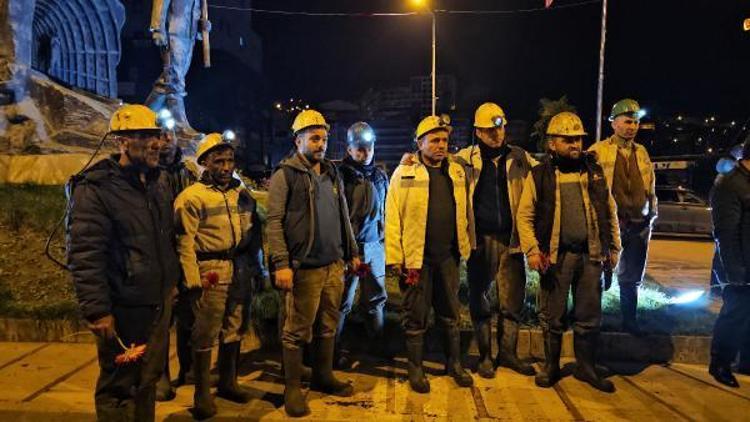 MADEN OCAKLARINDA GÜNÜN İLK IŞIKLARINDA ANMA PROGRAMLARI