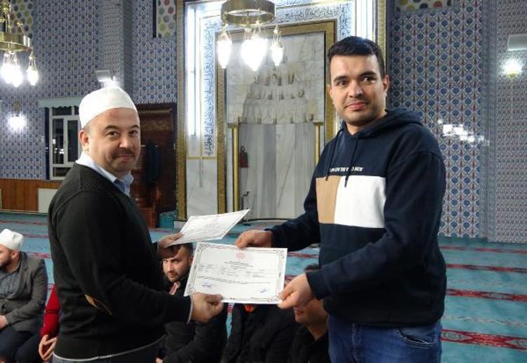 KURSUMUZ 32 SAAT SÜRÜYOR