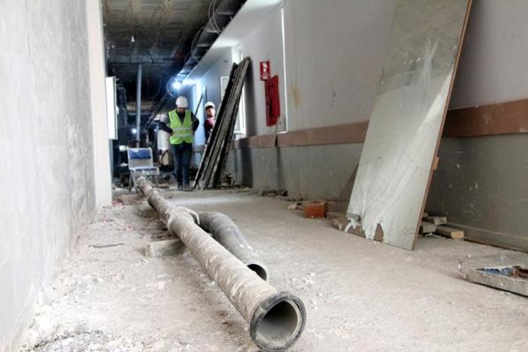 HASTANENİN BİR KISMI YÜREĞİRE TAŞINDI