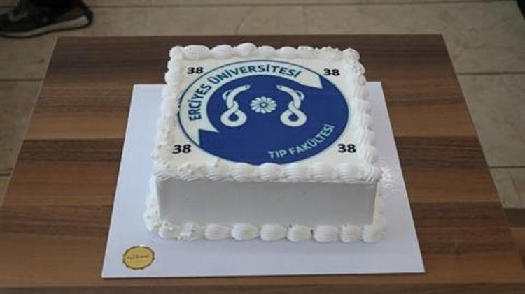 ANNEME TEŞEKKÜR EDİYORUM