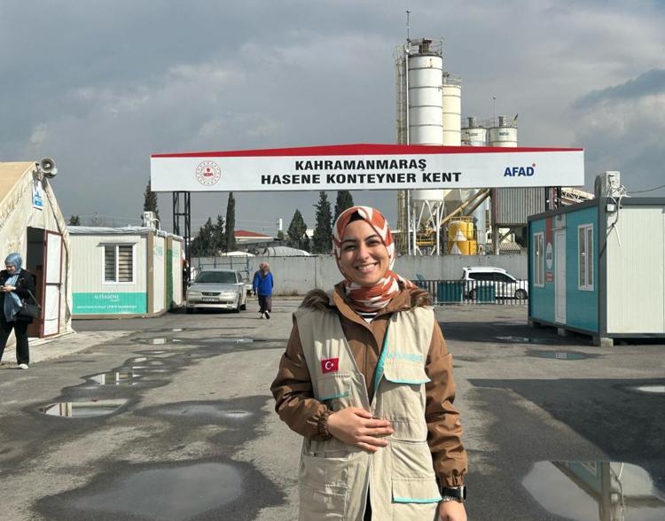 ‘İNSANLAR EN UFAK BİR ŞEYE UMUT BAĞLAMIŞ DURUMDA’