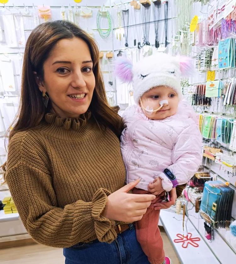 BELKİ SİZİN KANINIZLA KIZIM HAYATA TUTUNACAK