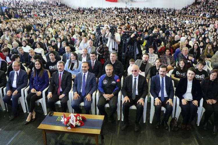 GEZERAVCI: BENZERİNİ İLERİDE DE YAŞAMAYA HAZIR OLUN