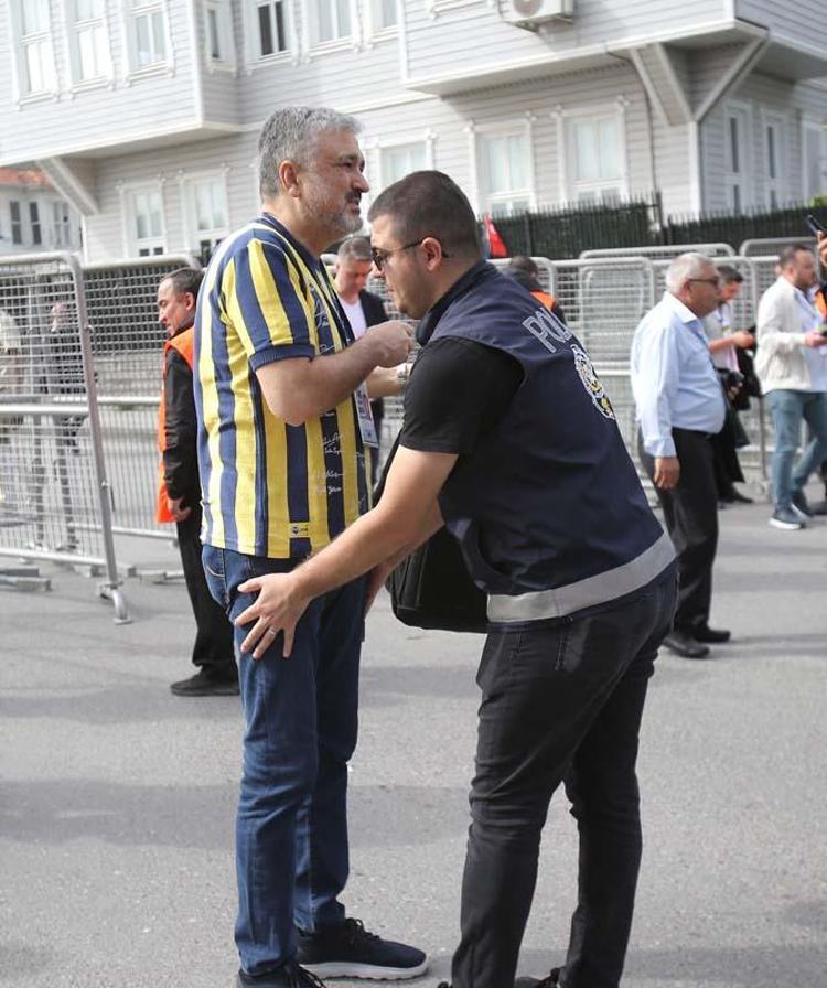 FENERBAHÇELİ TARAFTARLAR ERKEN SAATTE GELDİ