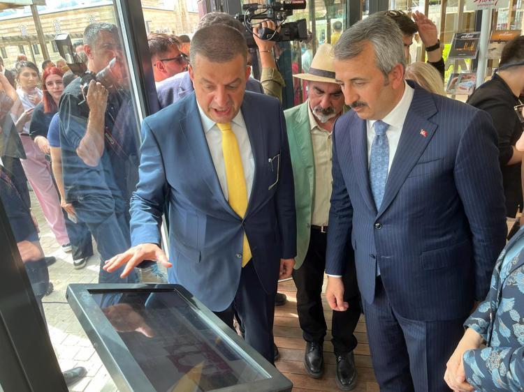 TURİSTİK GEZİ TRENİ SEFERİNE BAŞLADI