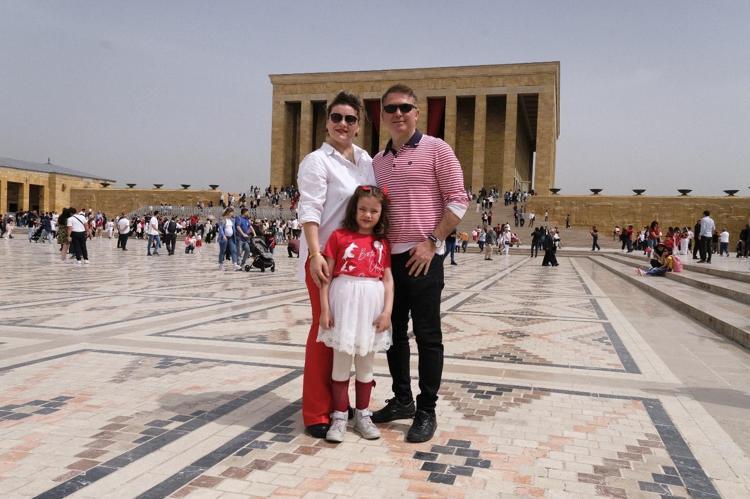 HERKES ATASINI ZİYARET ETMELİ