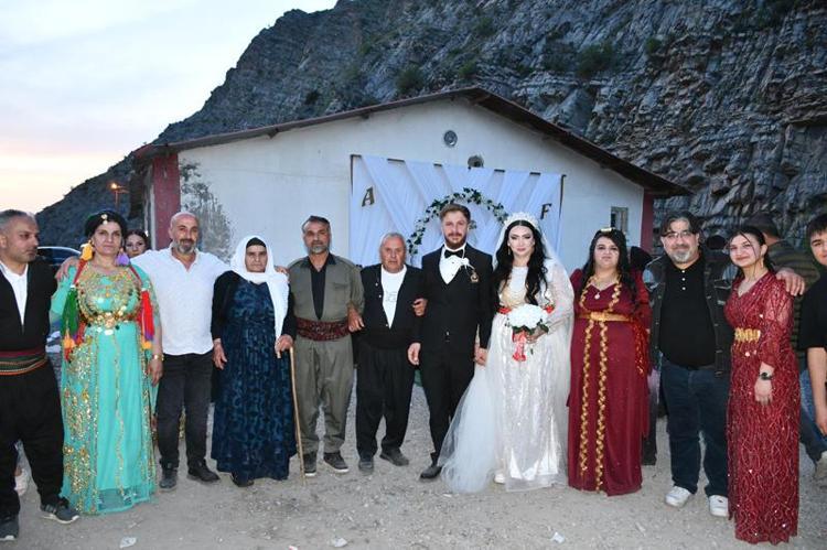 ‘KONUKLAR ÇOK GÜZEL VE ŞIK’