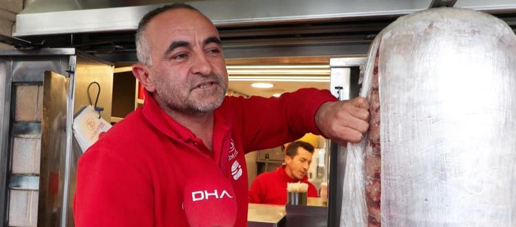 ÇAKMAK: İŞLER DÜŞTÜ AMA YİNE TURİSTLER VAR