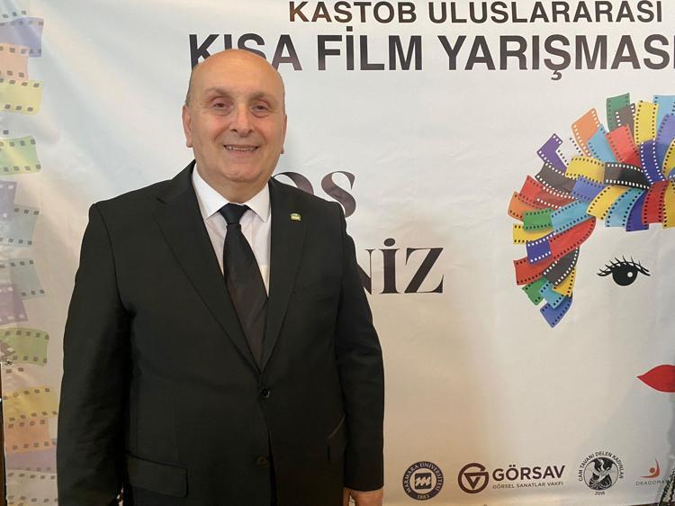 DUYAR: AMACIMIZ HAYATIN KIYISINDA DEĞİL TAM GÖBEĞİNDE OLDUĞU BAŞARILI KADINLARI ANLATMAK