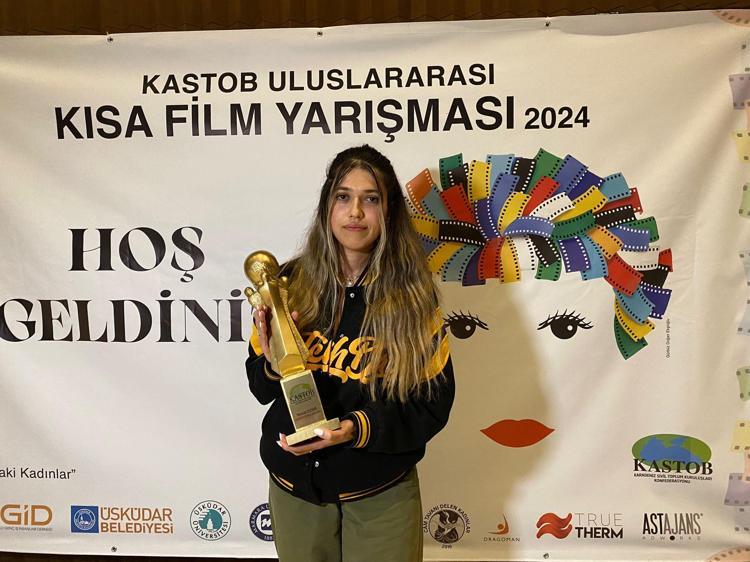 AKTAŞ: BÜTÜN ZORLUKLARA RAĞMEN ÜRETMEYE DEVAM EDEN BİR KADIN