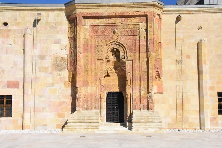 HER ŞEYİYLE ÇOK GÜZEL OLMUŞ