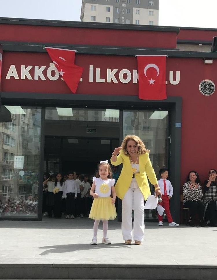 KÜÇÜCÜK ODA, OKUL HALİNE GELDİ