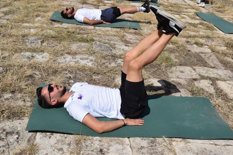 KADININ TOPLUMDAKİ ÖNEMİNE DİKKAT ÇEKMEYE ÇALIŞTIK