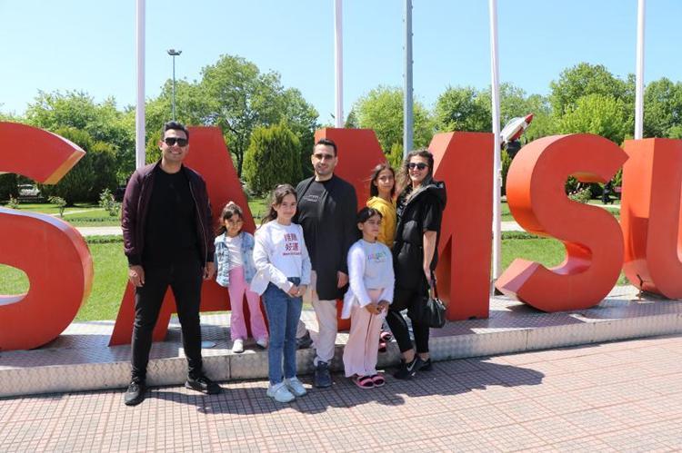 BURADA OLMAK ÇOK HEYECANLI