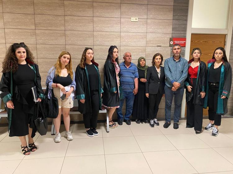 BELEDİYE BAŞKANI OYA TEKİN DE ADLİYEYE GELDİ