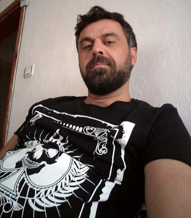 CESEDİ SÜS HAVUZUNA BIRAKMIŞ