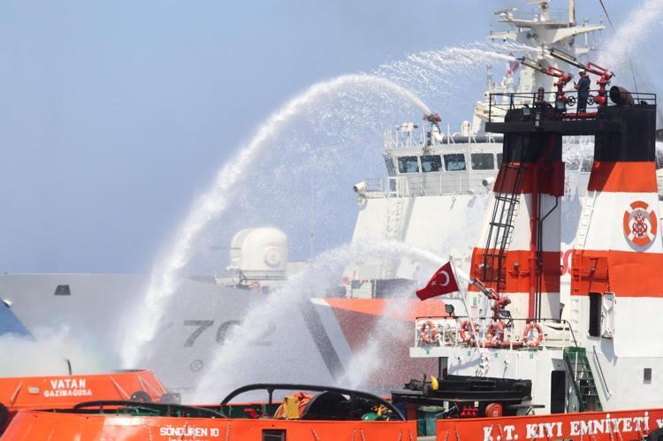 DENİZ KİRLİLİĞİ İLE MÜCADELE EDİLDİ