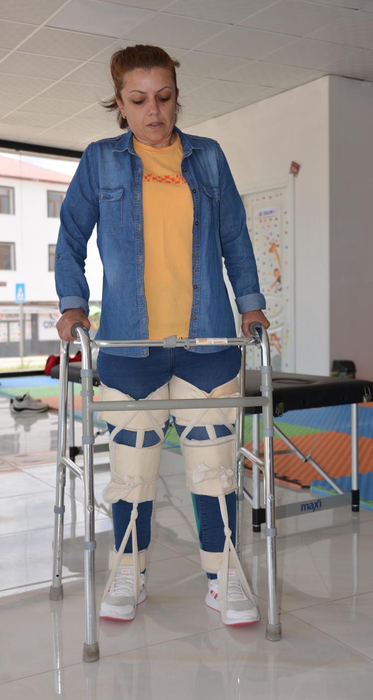 ‘EVLERİNDE HAPİS OLMUŞ ENGELLİ ARKADAŞLAR DA BUNU BAŞARABİLİR’