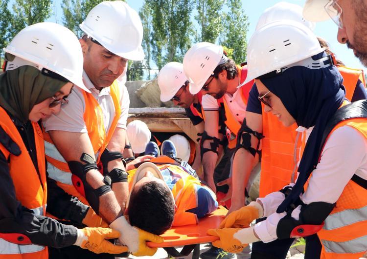 ‘TÜRKİYE GENELİ EĞİTİM ALACAK ÖĞRETMEN SAYISI 10 BİN’