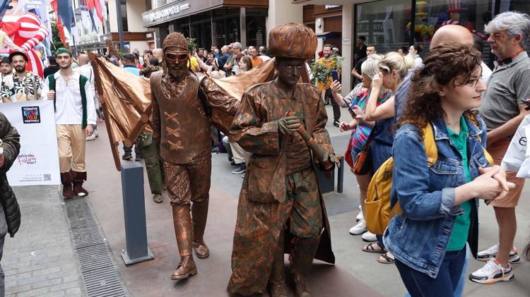 ‘40 NOKTADA 500 DEN FAZLA ETKİNLİK’