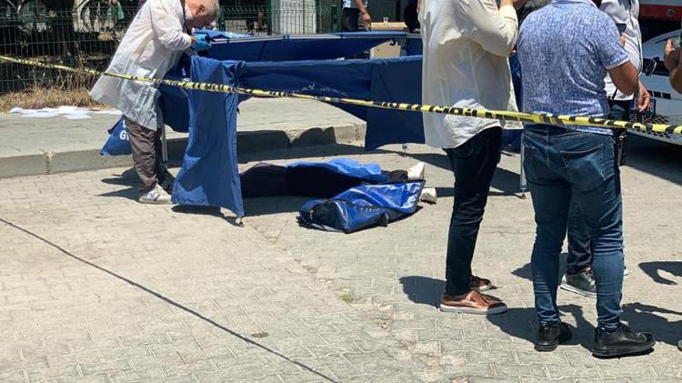 EŞİYLE SPOR YAPARKEN GÖRÜNTÜLERİ ÜZDÜ