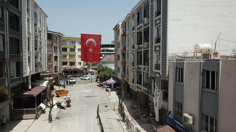 İKİSİ DE TUTUKLANDI