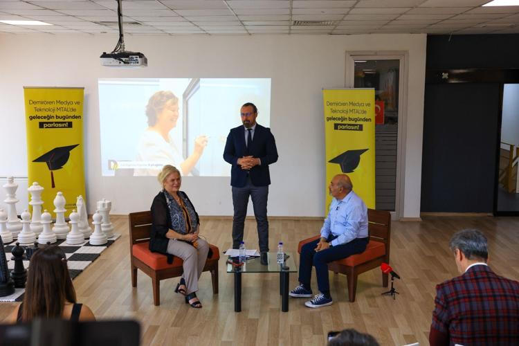 ERTOĞAN: BAŞARILI BİR ÜÇ YIL GEÇİRDİK VE BU BAŞARILARIN DEVAM EDECEĞİNİ ÖNGÖRÜYORUZ