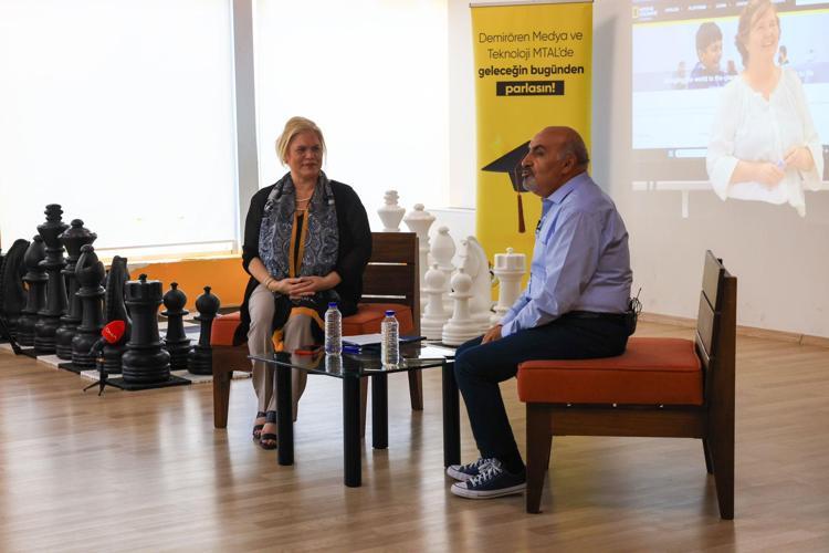 “LİSELERLE İLGİLİ ÖN YARGI TAŞIMASINLAR”