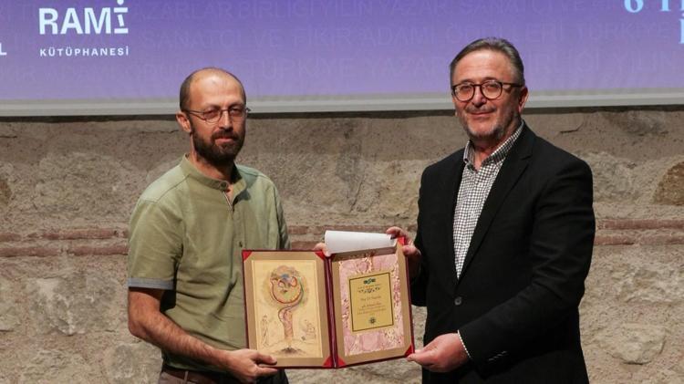 TÜRKİYE YAZARLAR BİRLİĞİ BU SALONA SIĞMAZ, SIĞMAMALI