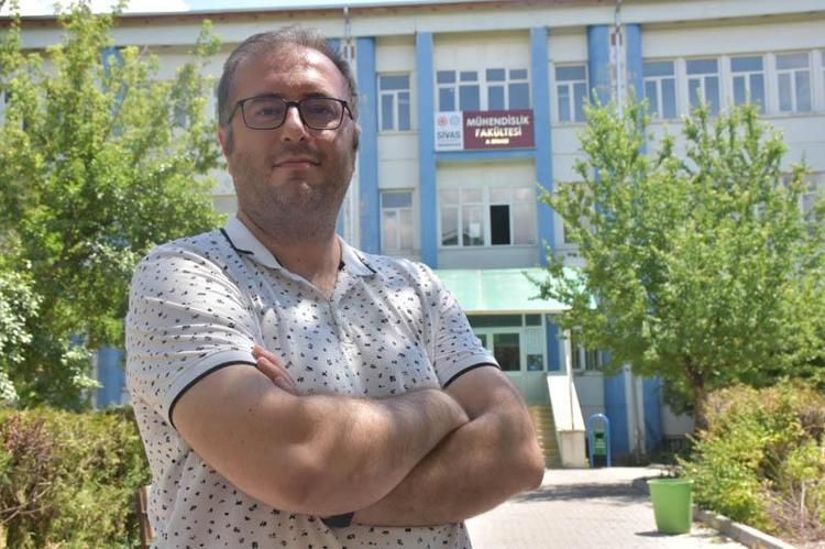 BENZER ÇALIŞMALARDAN ÖNE GEÇMİŞTİR