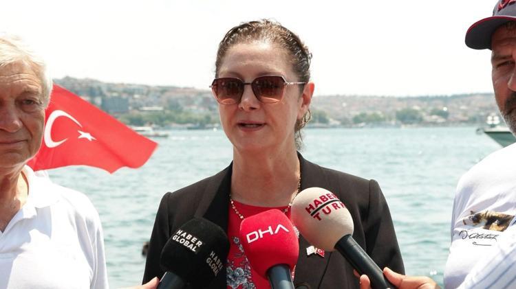 BİZE BARIŞ VE HUZUR İÇERİSİNDE YAŞAYABİLECEĞİMİZ TOPRAKLARI SAĞLADILAR