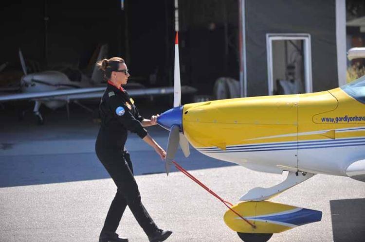 ‘GYROCOPTER KULLANAN KADINLARLA GÖRSEL BİR ŞOV DÜZENLEMEK İSTİYORUM’