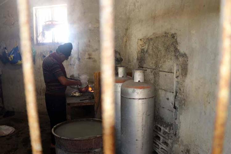 BAKIR KULLANMAK, EMEK İSTER