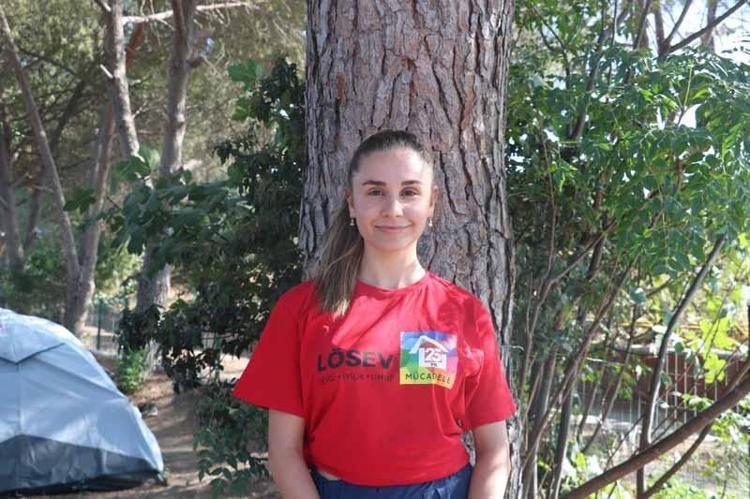 HER YERDE BİR EVİMİZ VAR GİBİ HİSSEDİYORUZ