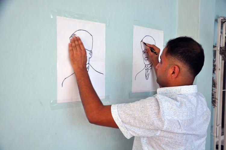 YÜZLERCE RESİM ÇİZDİM