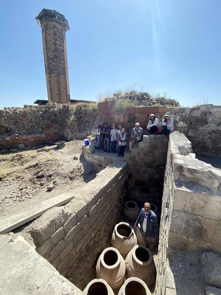 ERMENİSTAN SINIRINA SIFIR NOKTADA