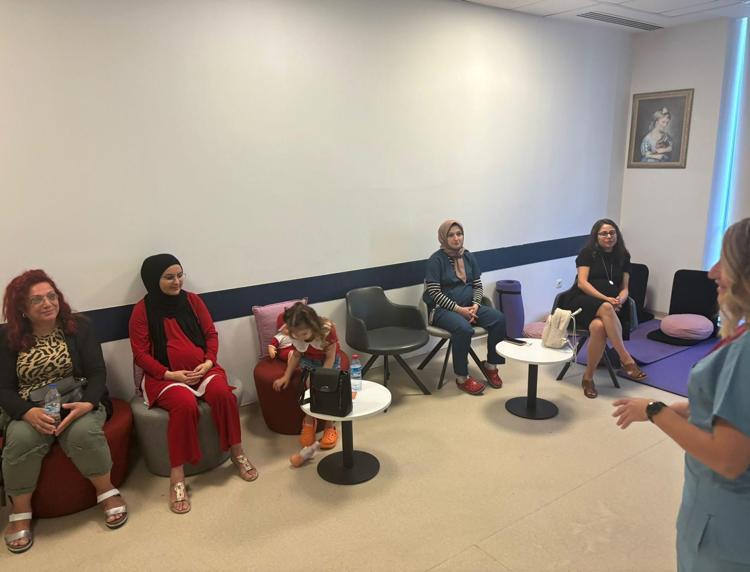 ANNE SÜTÜNÜN OLUMLU YANLARINI ANLATIYORUZ