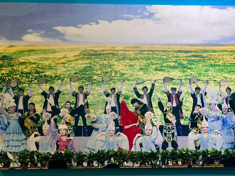 KÜLTÜREL MİRAS VE MODERNLEŞMENİN BULUŞMA NOKTASI: SİNCAN UYGUR ÖZERK BÖLGESİ