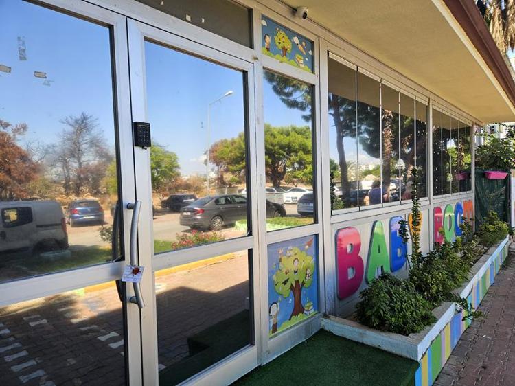 POLİS VE ZABITA MÜHÜRLEDİ