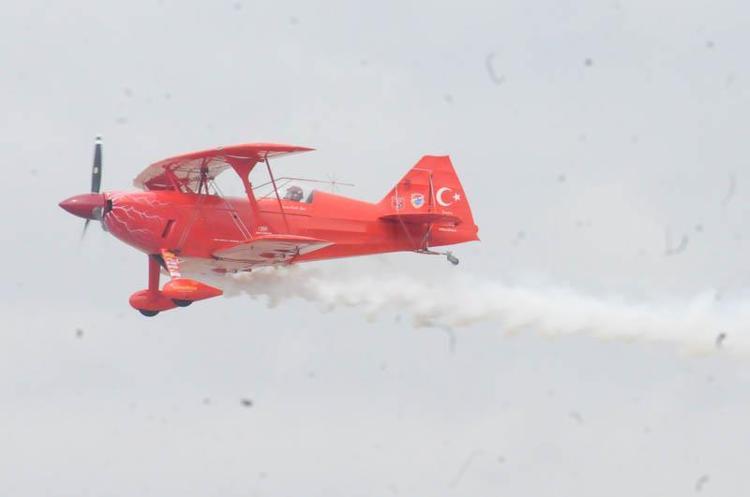 SEMİN ÖZTÜRK ŞENER İLGİYLE İZLENDİ