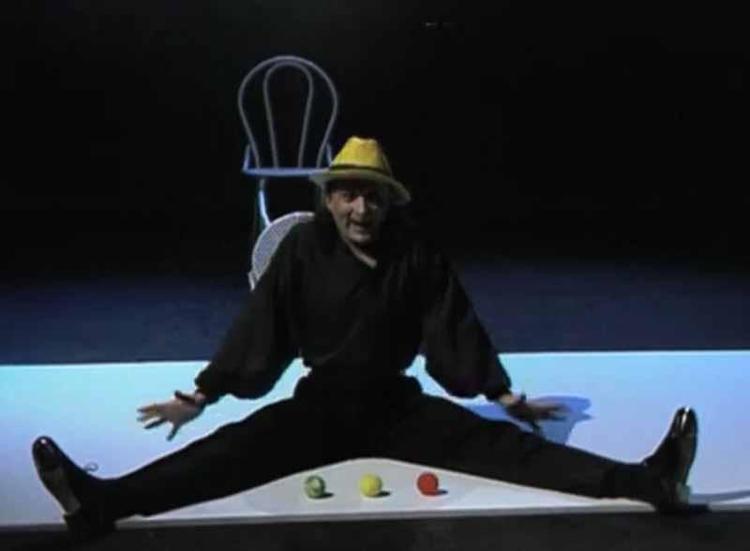 PİLOTLUK KARİYERİNE ZİRAİ İLAÇLAMA UÇAKLARIYLA BAŞLADI