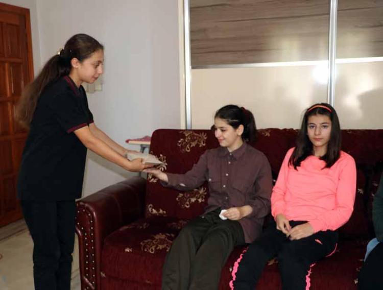 ‘ELİF EYLÜLE CÜBBESİNİ GİYDİRİP MEZUN EDECEĞİZ’