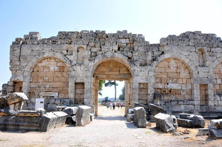 22 ÜLKEDEN 26 ESER LİSTEYE GİRDİ