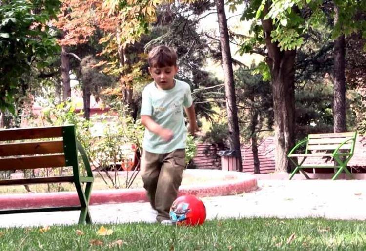 EYMEN NORMAL ÇOCUK GİBİ HAYATINI SÜRDÜRÜYOR