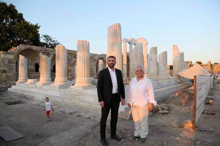 ATHENA VE APOLLONDAN İBARET DEĞİL