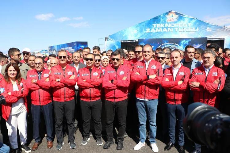 ‘HERKES SUSSA, BİZ GENÇLER SUSMAYACAĞIZ’