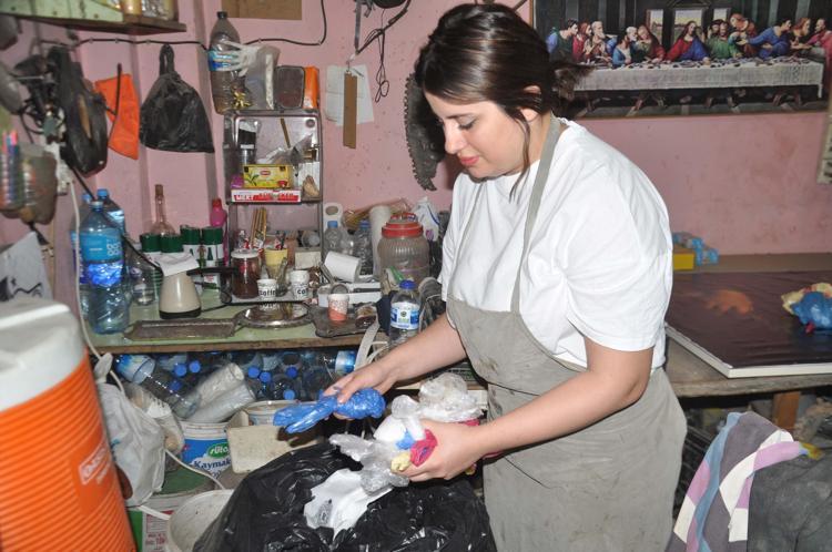 HER TABLO İÇİN 1 AY